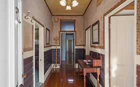 Dar-El -Great Old World Charm, Pet Friendly Home!